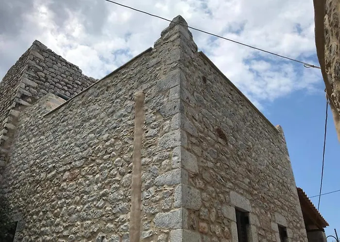Stonehouse In Mani Penisula