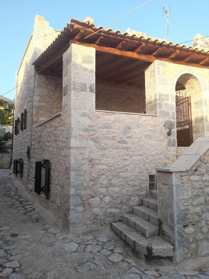 Stonehouse In Mani Penisula Villa Koita